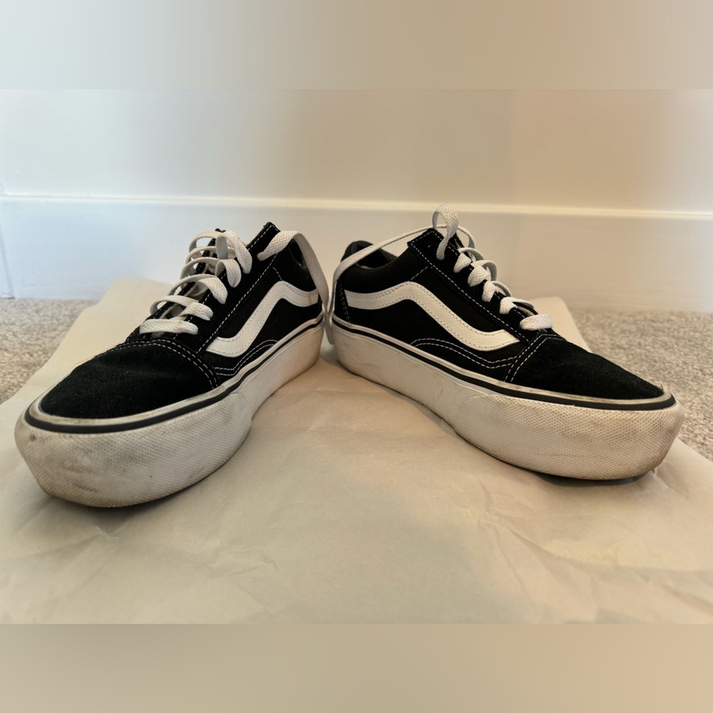 Vans Old Skool Canvas Platform Skater Sneakers in Black and White, Size 5 - Picture 3 of 10